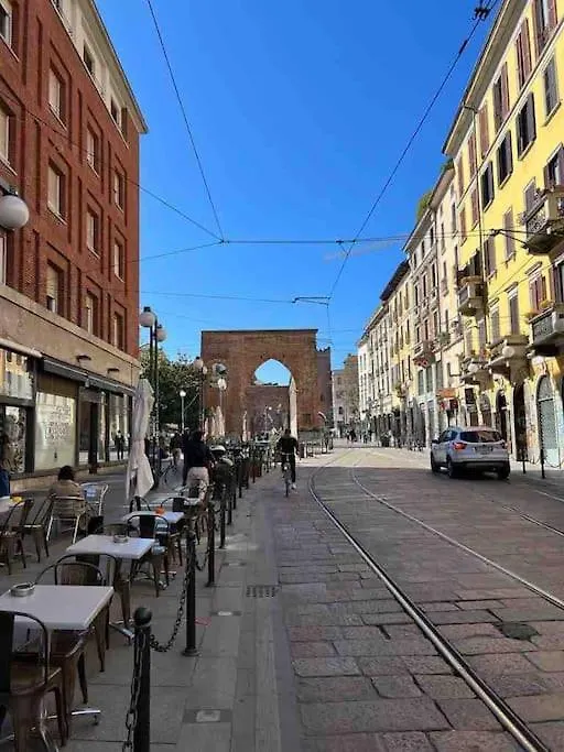 La Casa Alle Colonne - Navigliapartments Milan 0*,  Italy