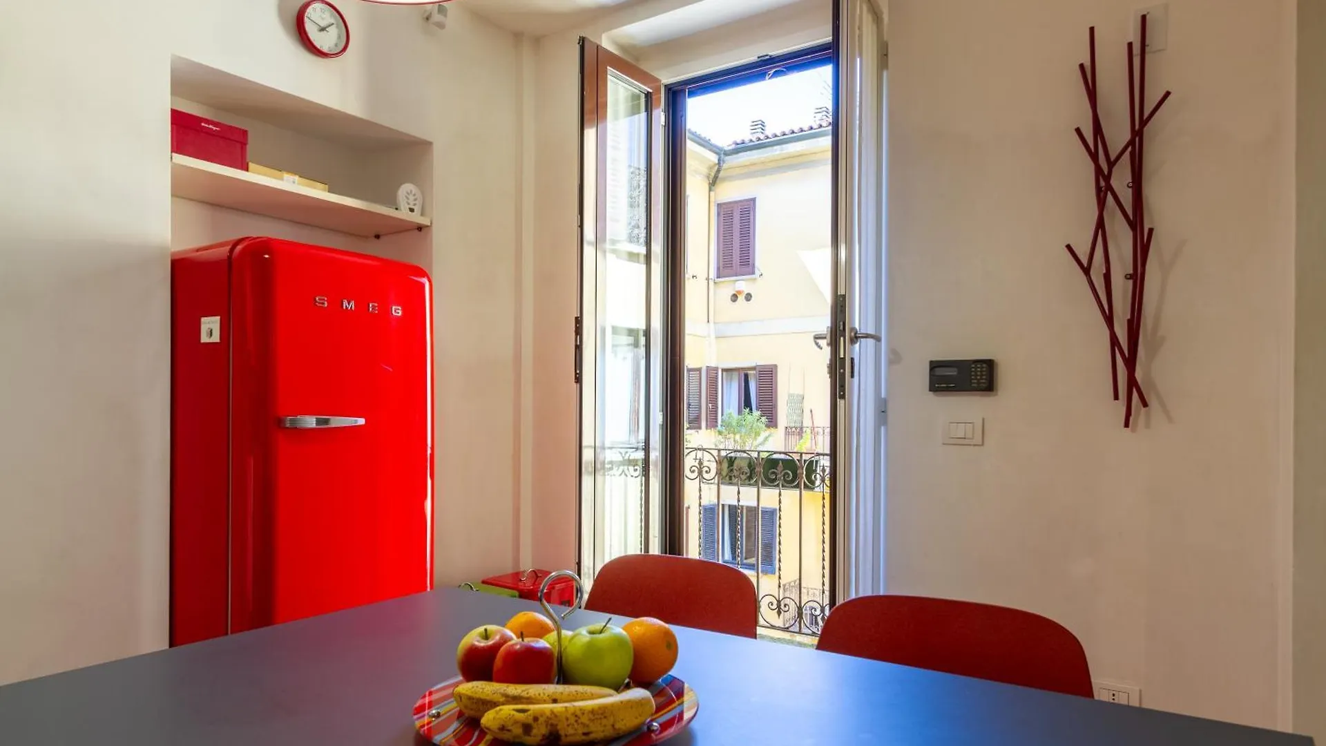 La Casa Alle Colonne - Navigliapartments Milan 0*,